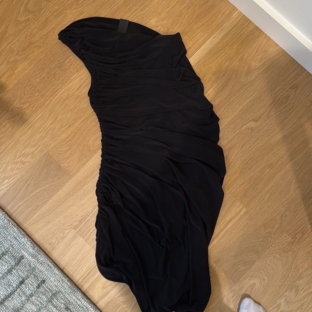 Norma Kamali Diana dress black mini - Picture 6 of 6
